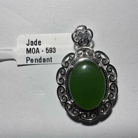 Jade 925 Sterling Silver Pendant CZ Accent New - Picture 6 of 6